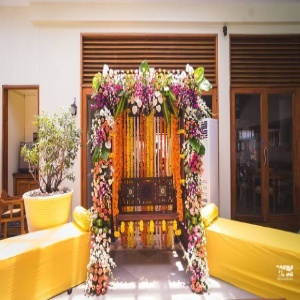 Decorator (home/stage) Design